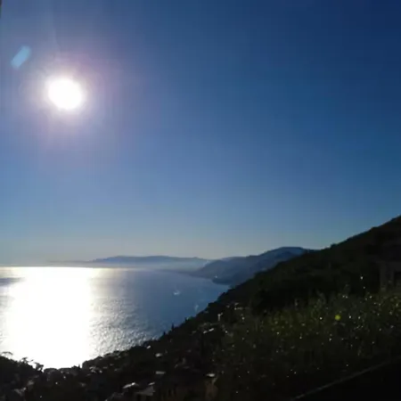 Maison Chic Camogli 1 Alojamento de Acomodação e Pequeno-almoço Bana